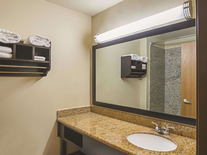 Bathroom 3, La Quinta Inn by Wyndham Olympia - Lacey, Thurston