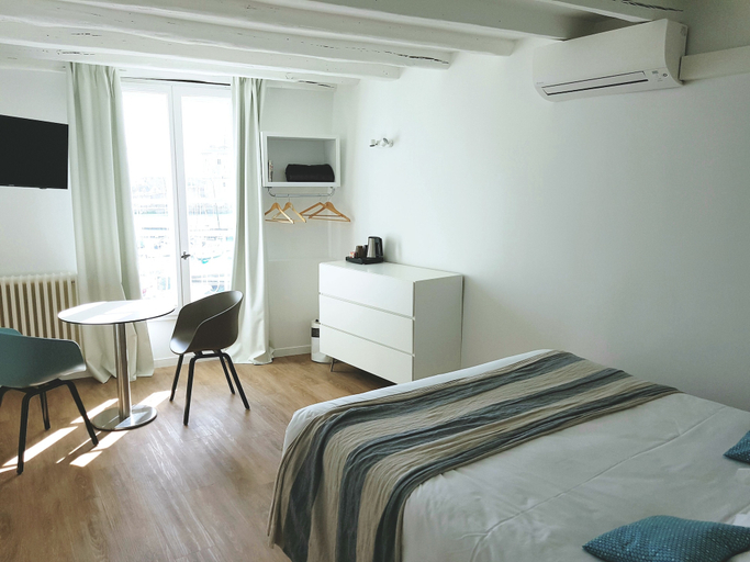 Bedroom 4, Hôtel La Marine, Charente-Maritime