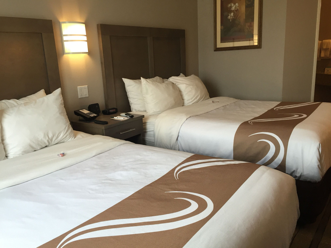 Bedroom 3, Quality Inn, Torrance