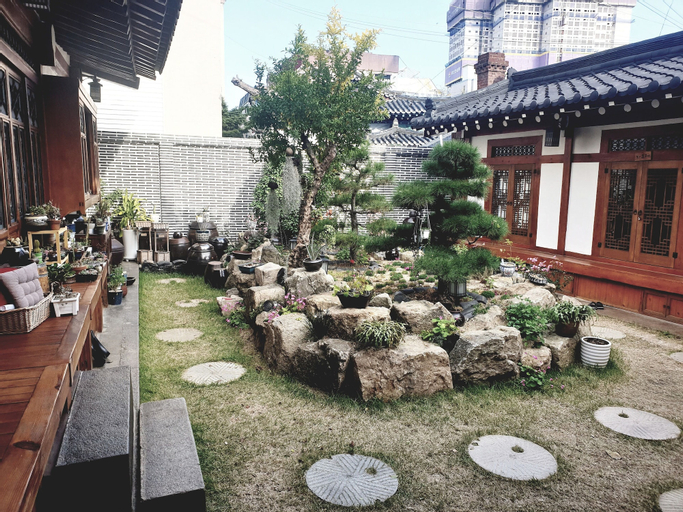 Others 8