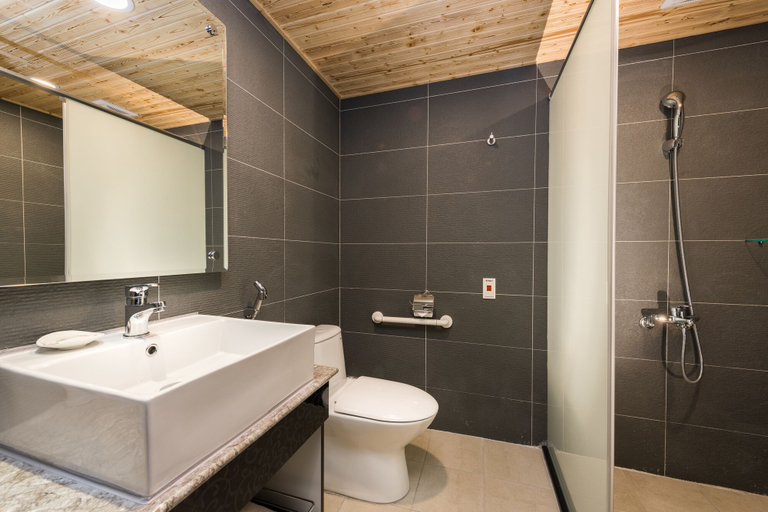 Bathroom, Classic Hotel Fantastic Places, Nantou