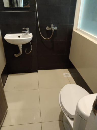 Bathroom 2, Villa Greenhill Garut B01, Garut