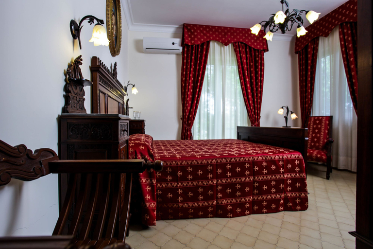 Bedroom 3, La Quercia Antica B&B, Salerno