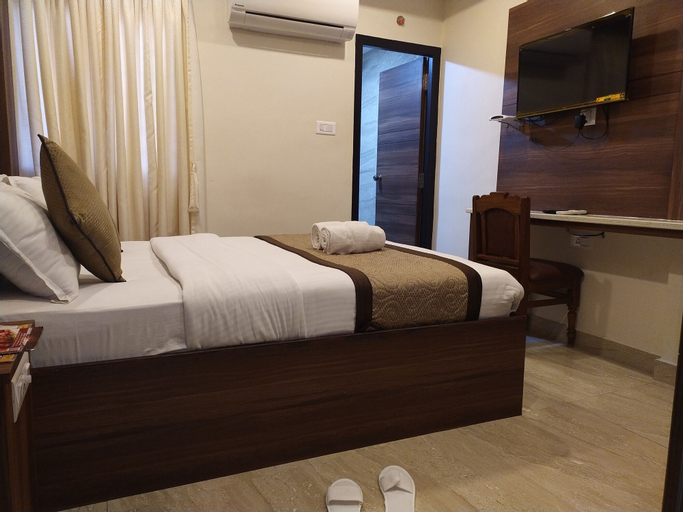 Bedroom 8