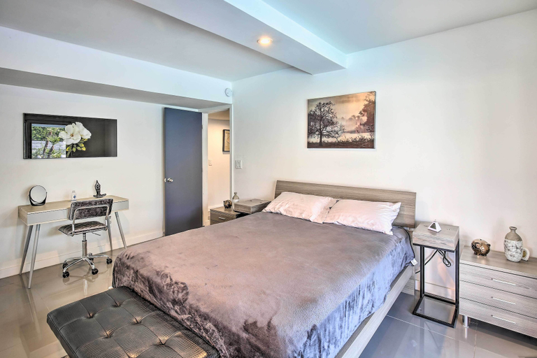 Bedroom 3, Palm Springs Home Casita and Fire Pit!, Riverside