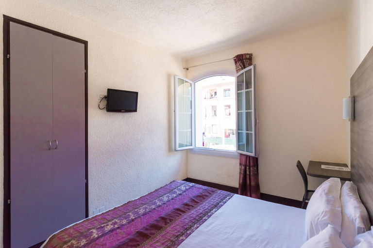 Bedroom 4, Hotel Le 21, Var
