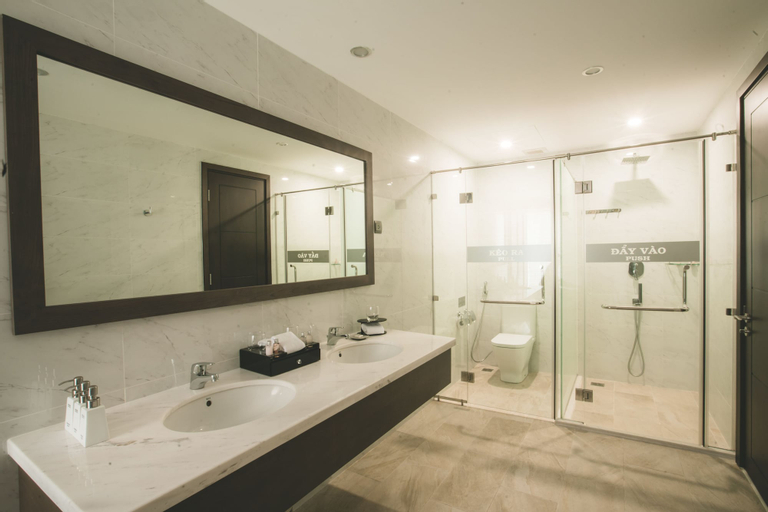 Bathroom 5