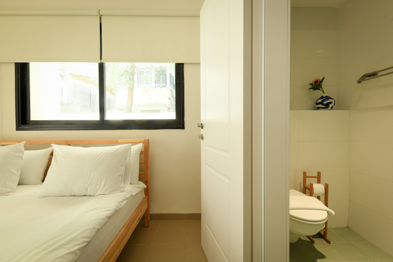 Bedroom 3, Beachside 3-BR Apt Perfect for Families