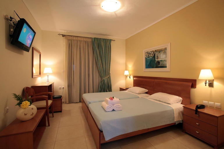 Bedroom 2, Kyniska Hotel, Peloponnese