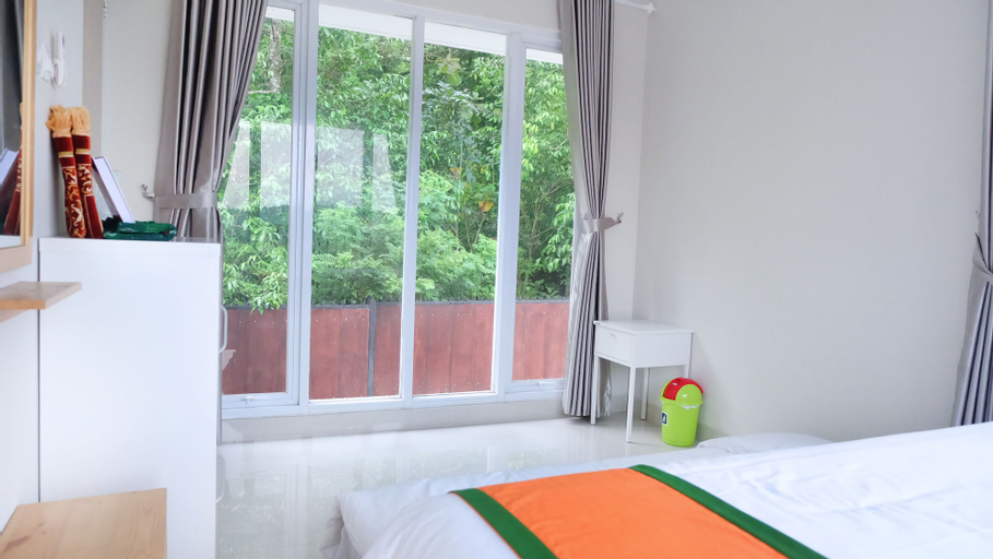 Bedroom 8