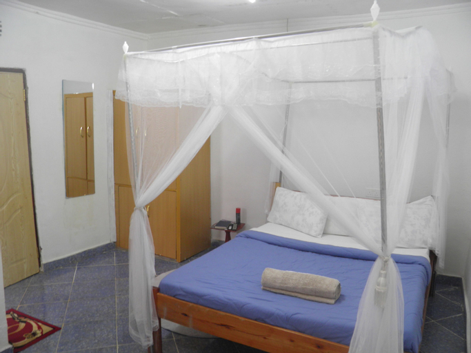 Bedroom 6