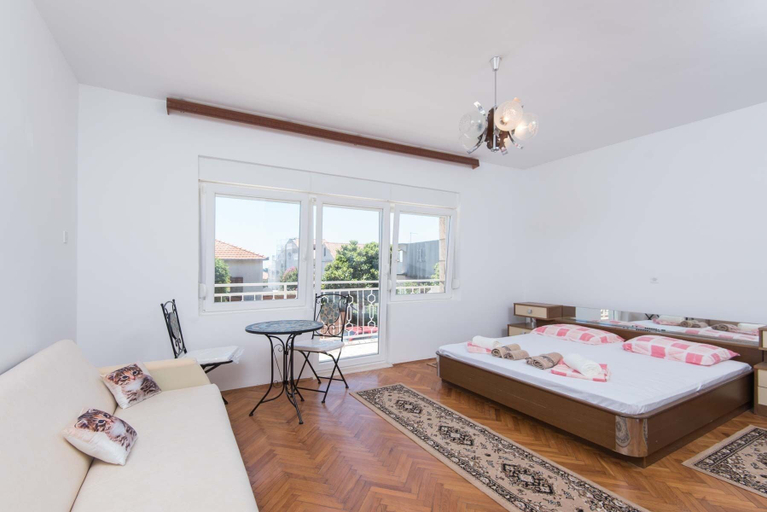 Bedroom 3, Villa Kosta, Orebić