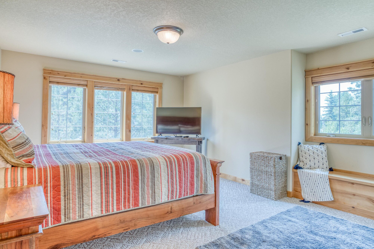 Bedroom 3, 11 Dogleg Lane, Deschutes