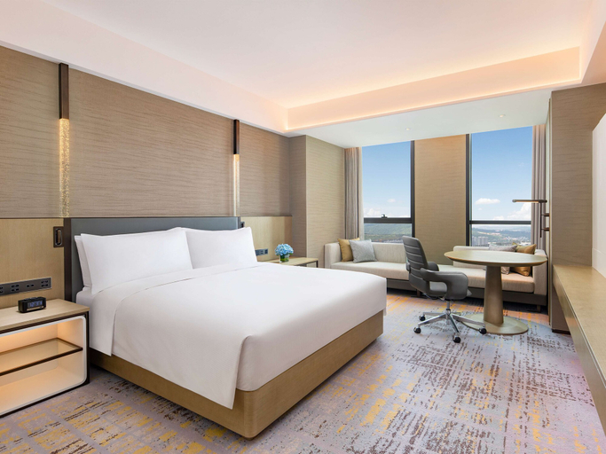 Bedroom 4, DoubleTree by Hilton Kunming Airport, Kunming