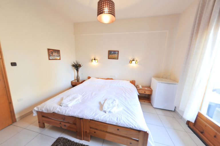 Bedroom 4, Yannis Hotel, East Macedonia and Thrace