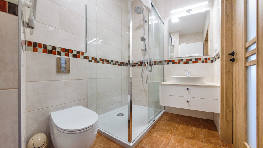 Bathroom 4, Apartamenty Sun & Snow Garden Gates, Gdańsk City
