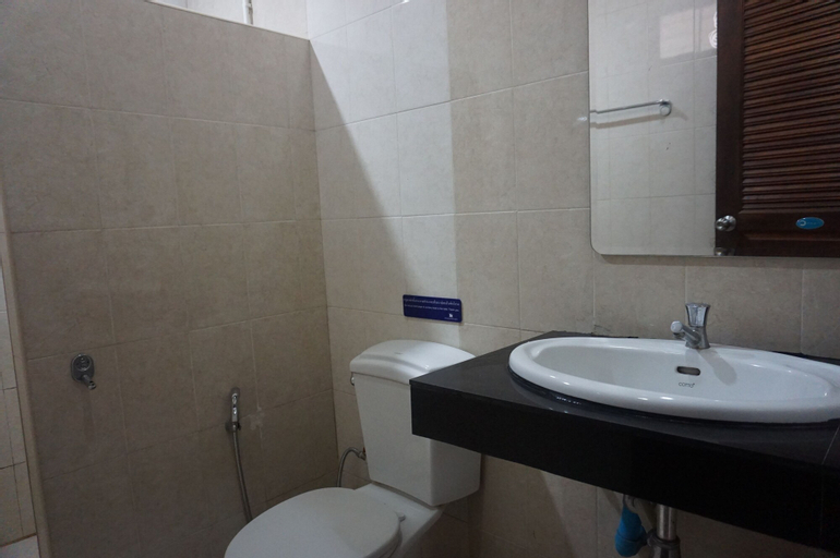 Bathroom 3