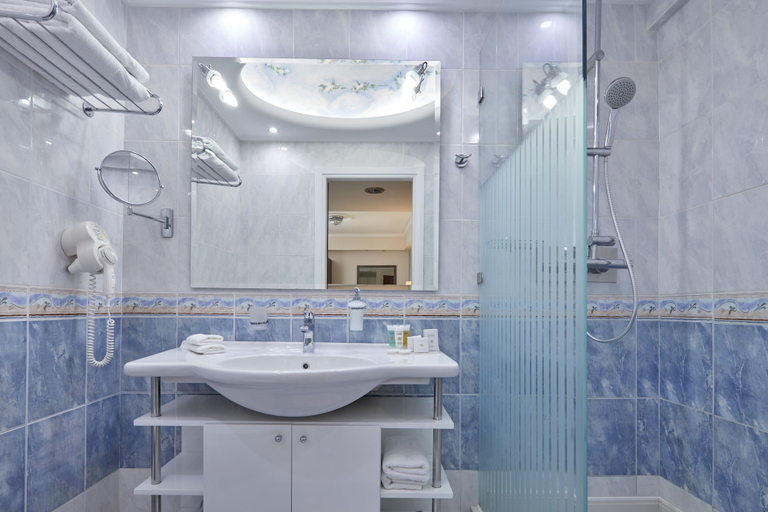 Bathroom 5, AVA Hotel & Suites, Attica