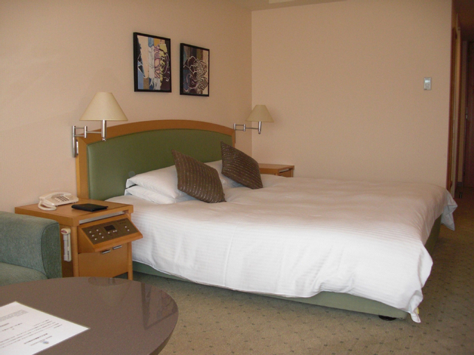 Bedroom 12