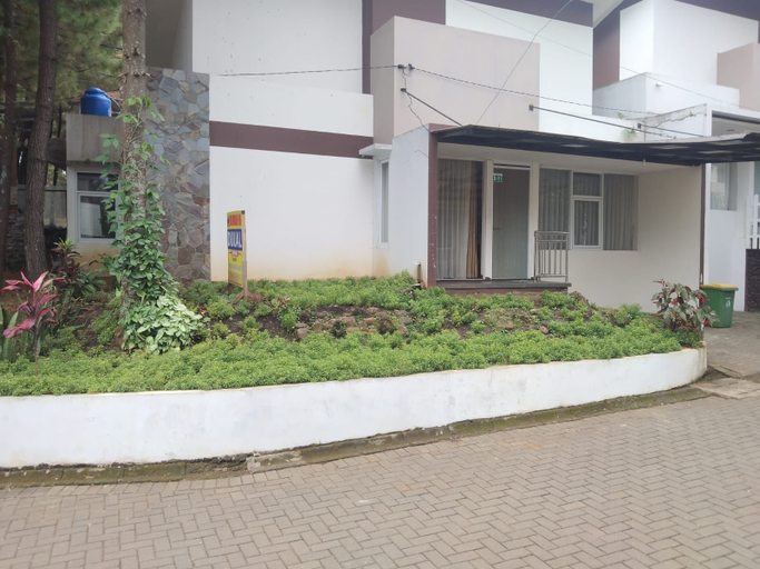 Exterior & Views 3, Villa Greenhill Garut B01, Garut