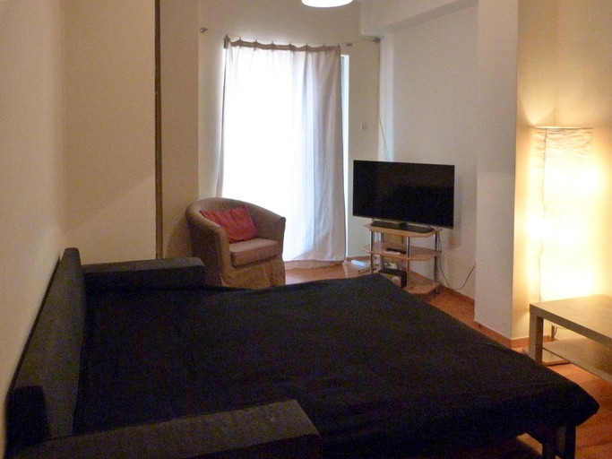 Bedroom 2, Homely Spacious Studio near Seafront, Central Greece