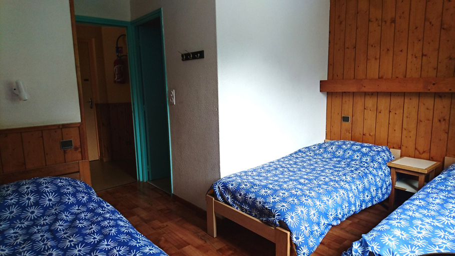 Bedroom 4, Les Écrins d'Azur, Hautes-Alpes