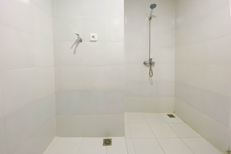 Bedroom 4, Modern Look and Homey Studio at 10th Floor Paltrow City Apartment By Travelio, Semarang