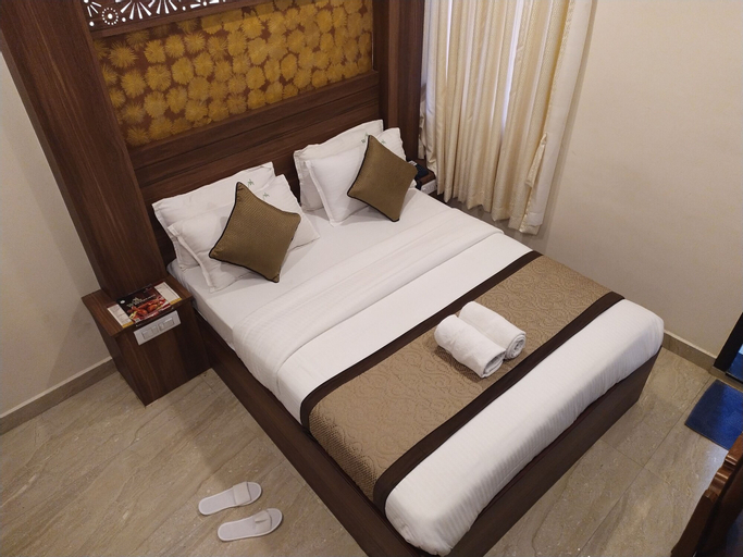 Bedroom 12