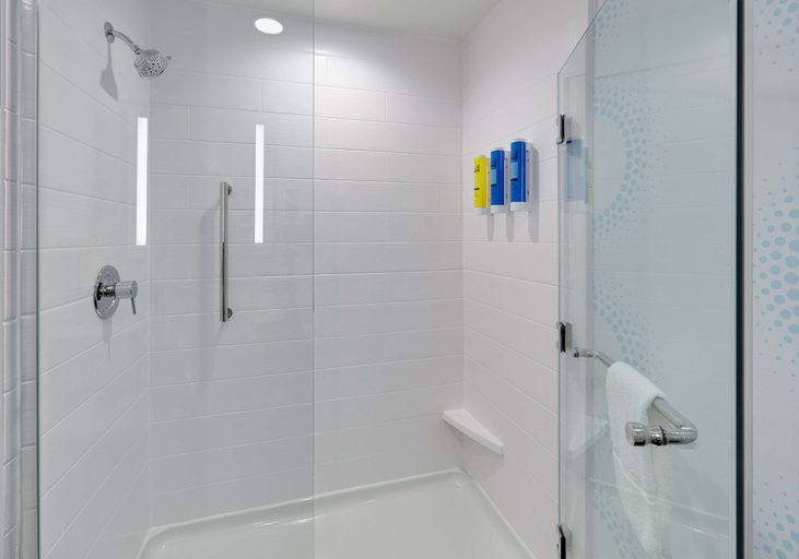 Bathroom 5, Tru By Hilton Euless DFW West, Tarrant