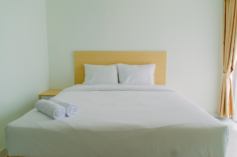 Comfortable and Minimalist Studio at Amethyst Apartment By Travelio, Central Jakarta