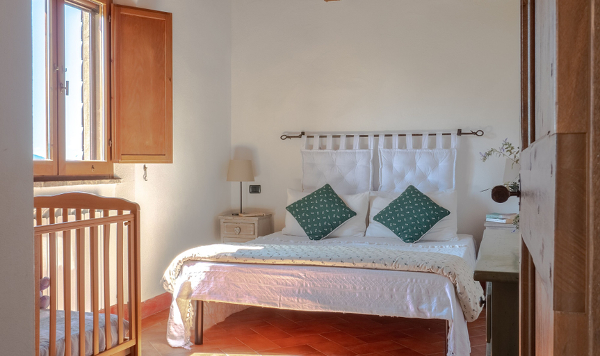Bedroom 4, Family Friendly Accommodation in Umbria, Perugia