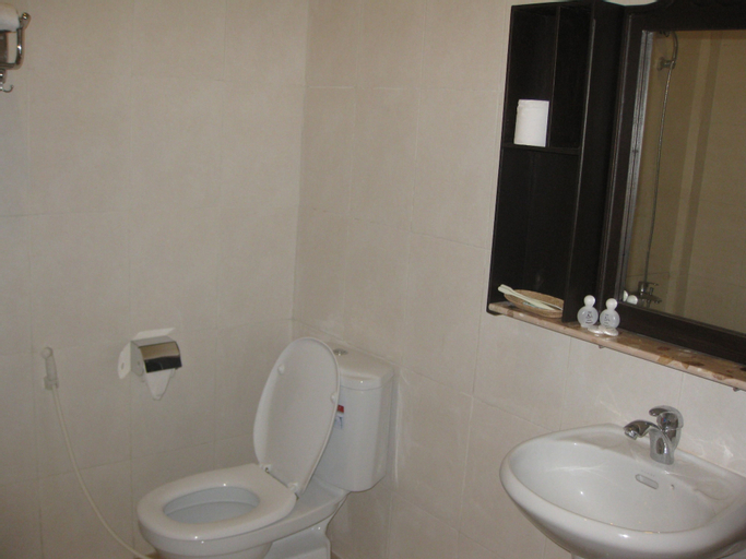 Bathroom 2
