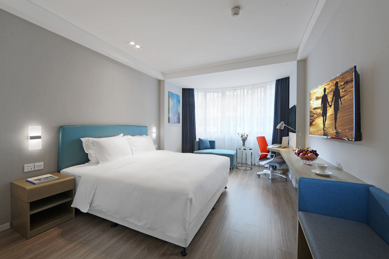 Bedroom 16