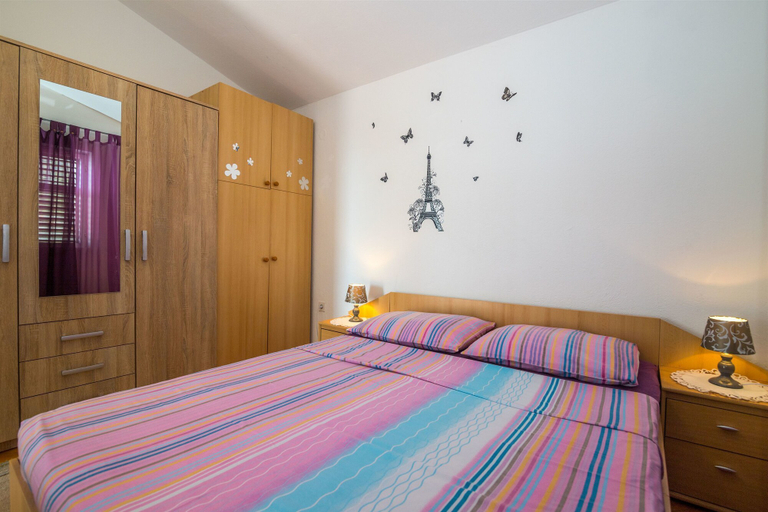 Bedroom 3, Apartments Tolj, Podgora
