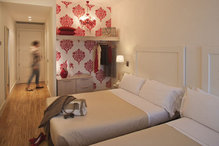 Bedroom 3, Le Rose Spa Hotel, Rimini
