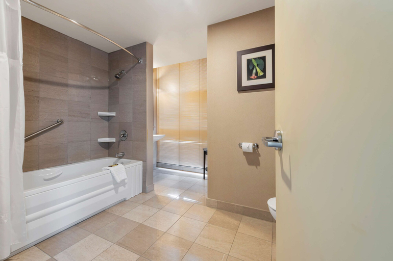 Bathroom 9