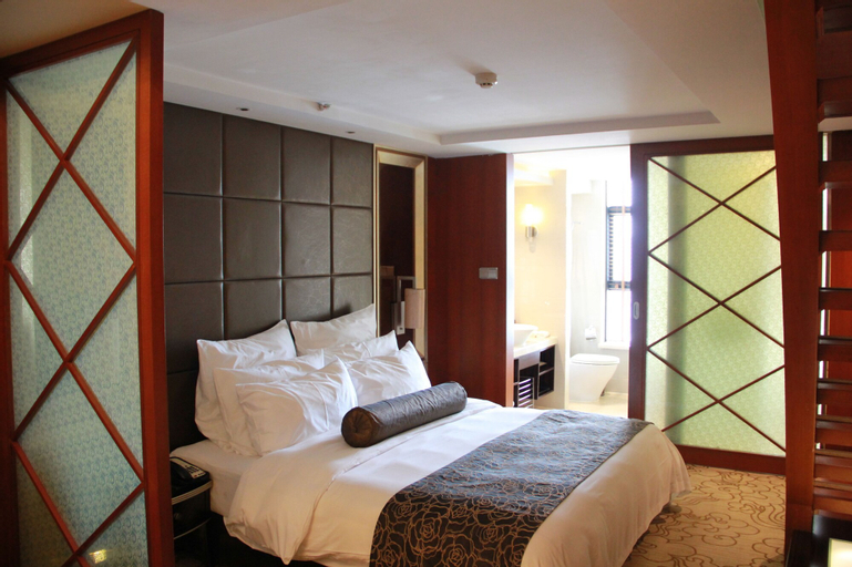 Bedroom 12