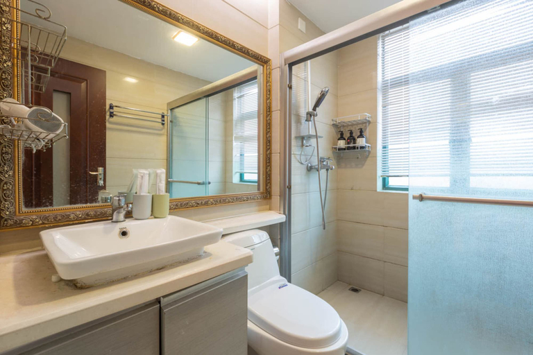 Bathroom 3, Locals Boutique Apartment Qianshan No.11, Zhuhai