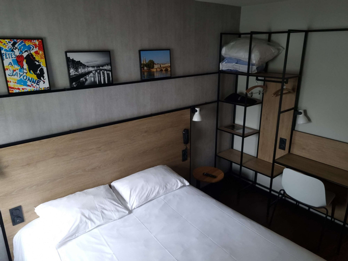 Bedroom 8