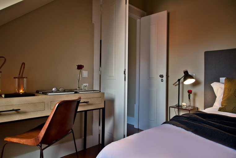 Bedroom 4, Lisbon Five Stars Apartments São Julião 72, Lisbon