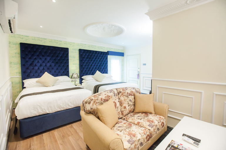 Bedroom 6