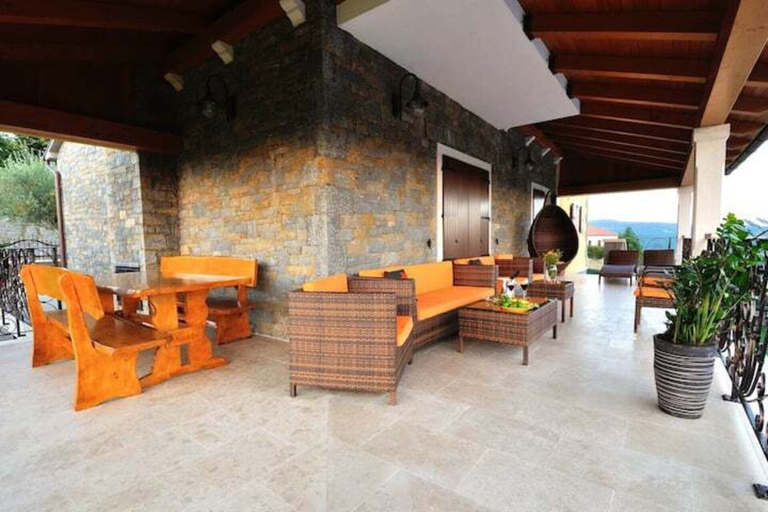 Others 5, Lovely 5-bed Villa in Buzet, Buzet