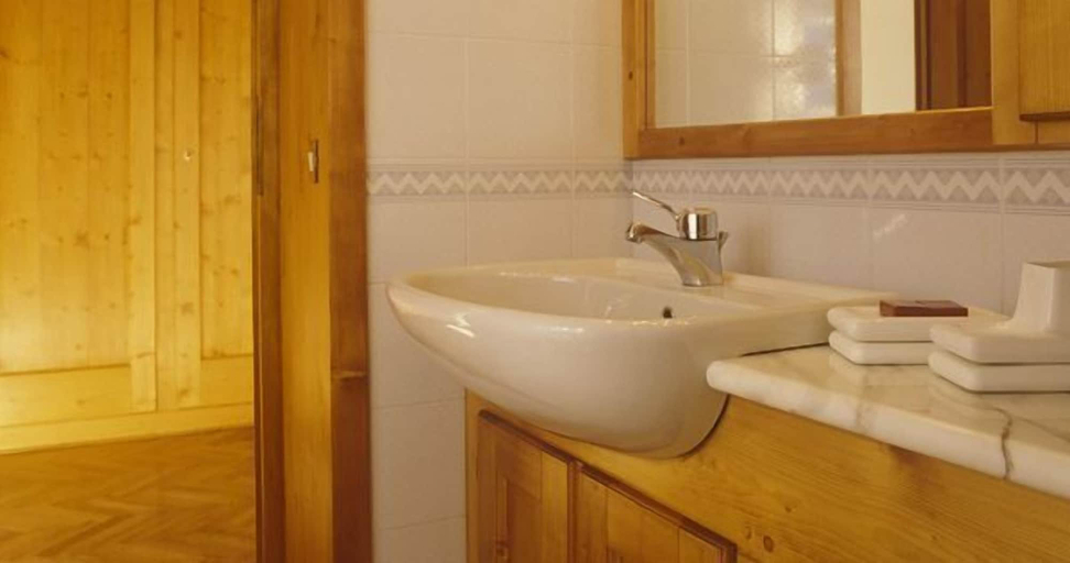 Bathroom 5, Franceschi Park Hotel, Belluno