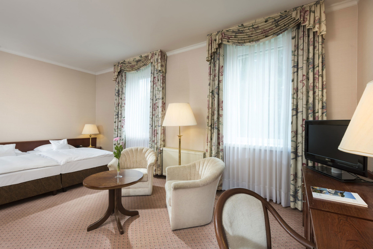 Bedroom 5, Maritim Hotel Bad Wildungen, Waldeck-Frankenberg