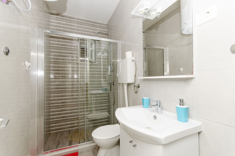 Bathroom, Apartment Ruza, Mljet