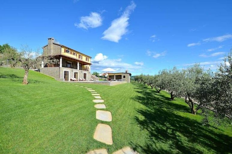 Exterior & Views, Lovely 5-bed Villa in Buzet, Buzet