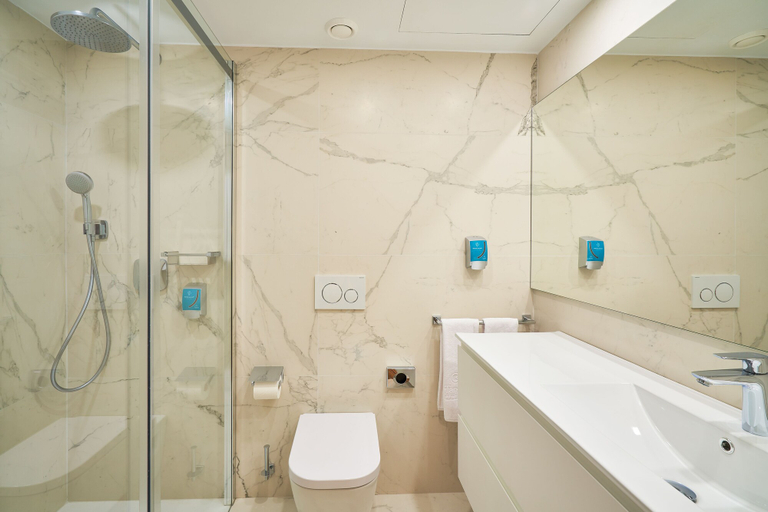 Bathroom 4, Tandem Torres De Cádiz Suites, Cádiz