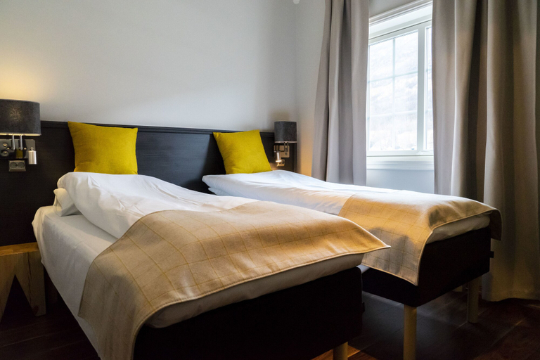 Bedroom 4, Vollan Gjestestue, Balsfjord