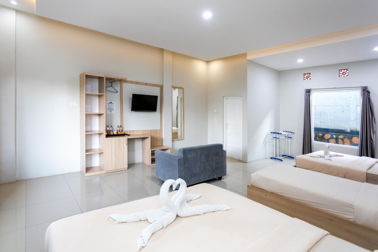 Bedroom 12