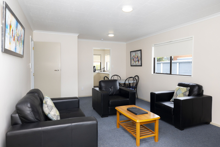 Others 5, Fitzgerald on King, Timaru